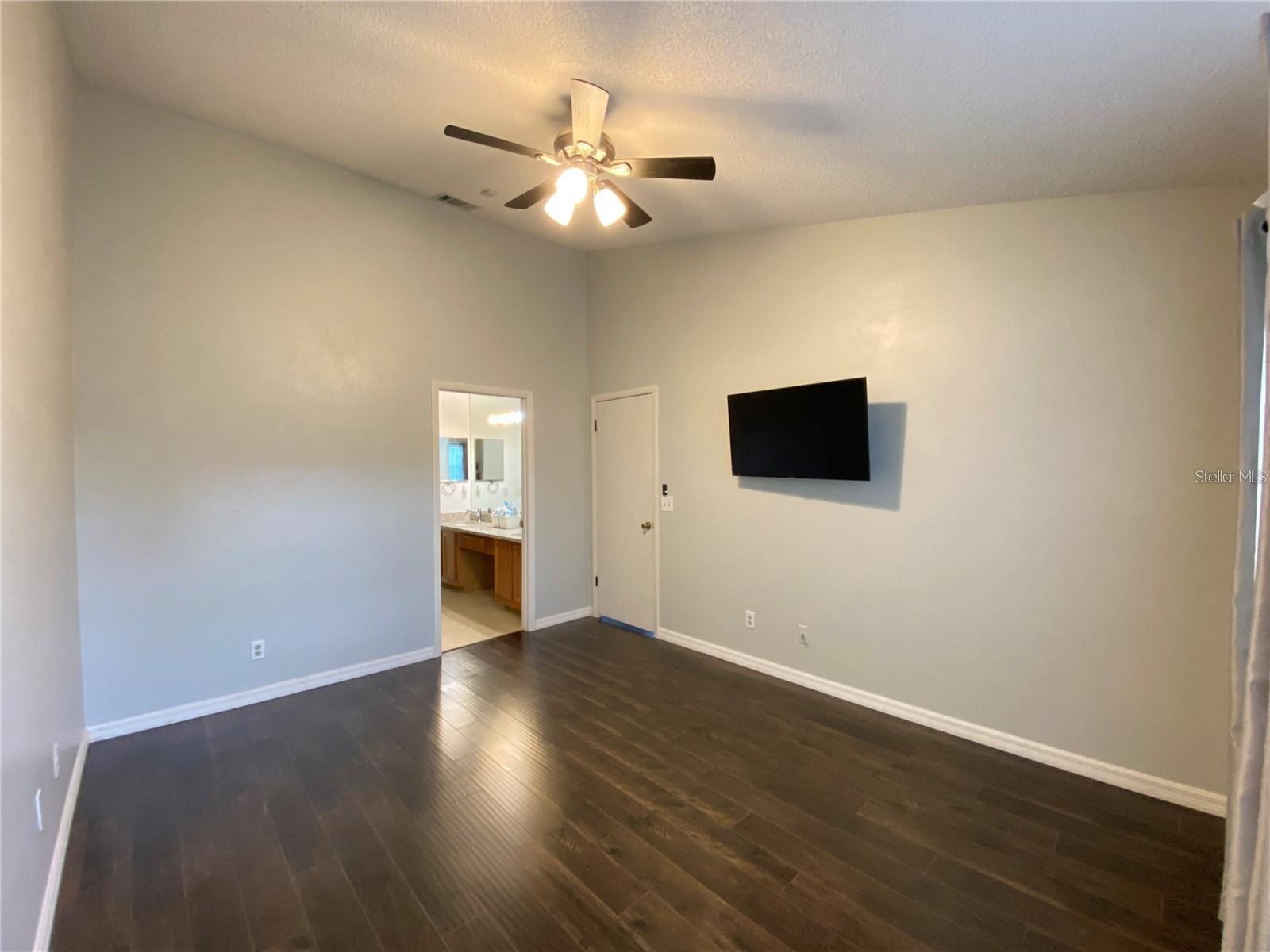 WEKIVA RESERVE UNIT 2 - Residential Lease