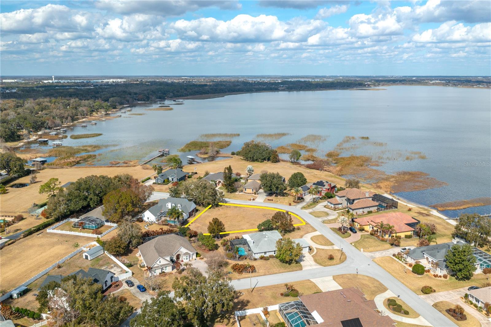 HAMILTON POINTE - Land
