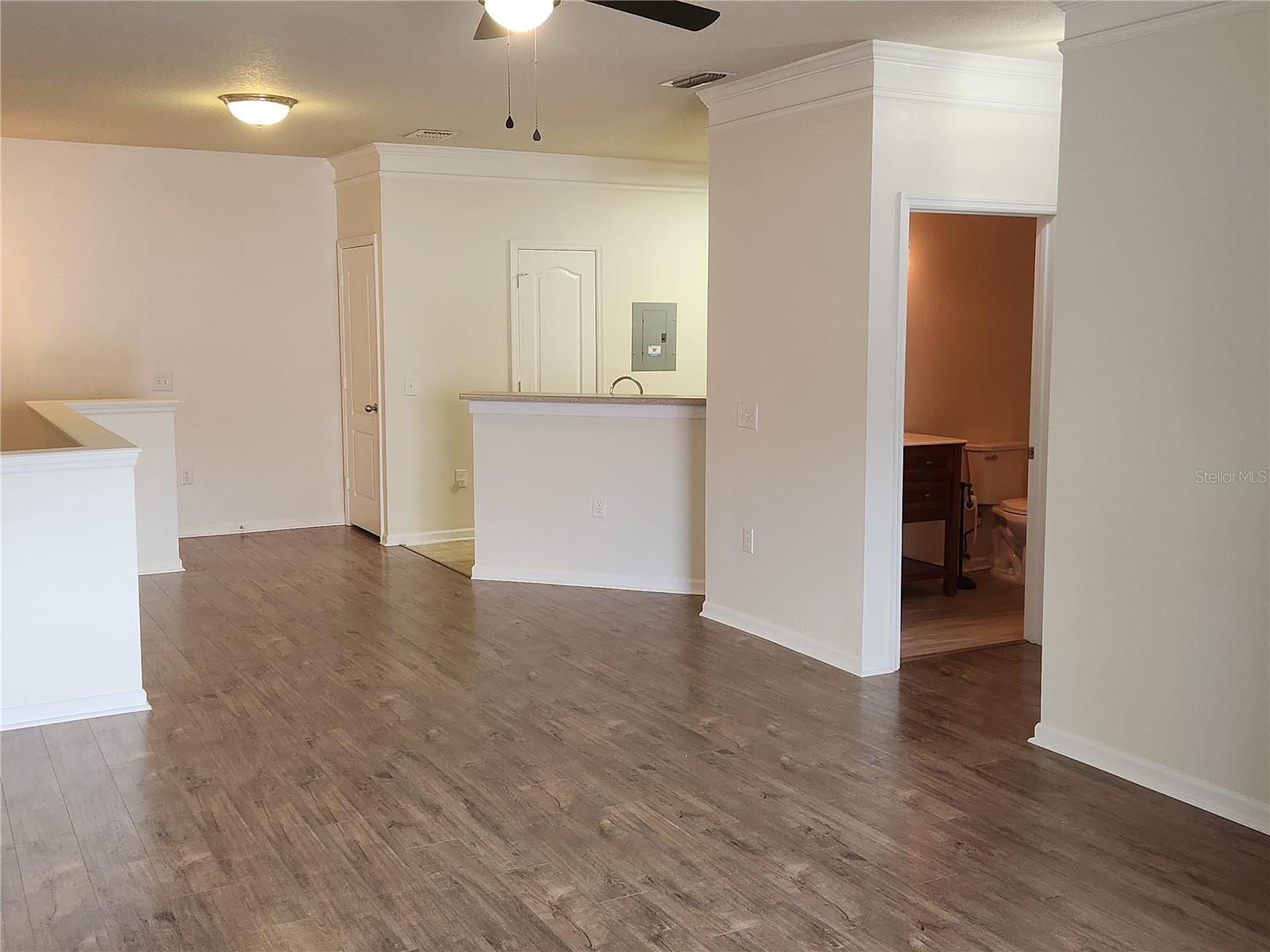 MIRABELLA - Residential Lease