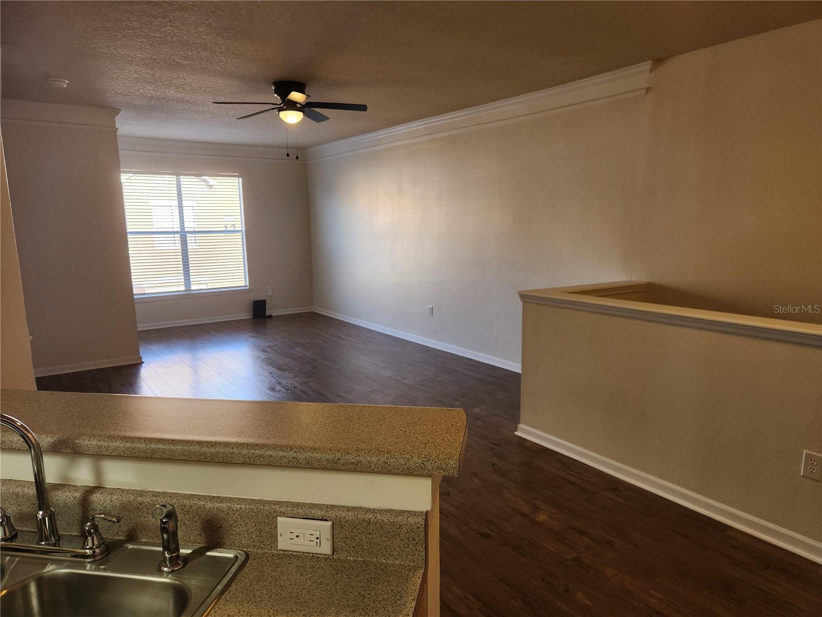 MIRABELLA - Residential Lease