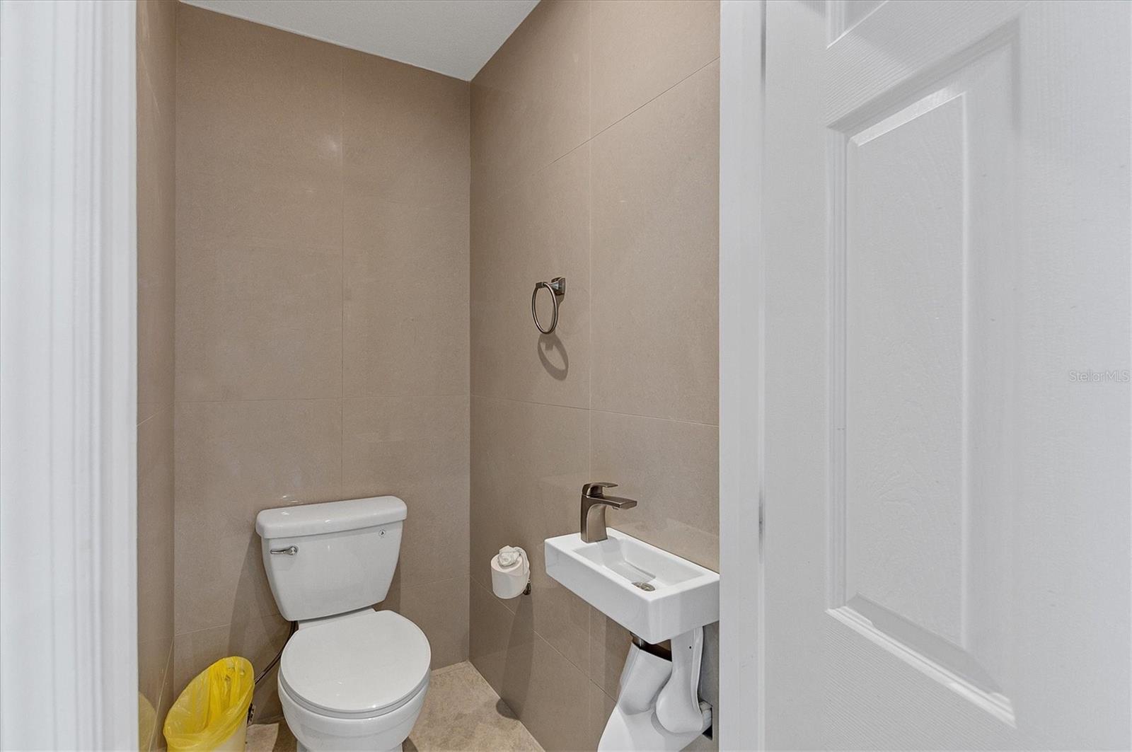 VALENCIA TERRACE REV - Commercial Sale