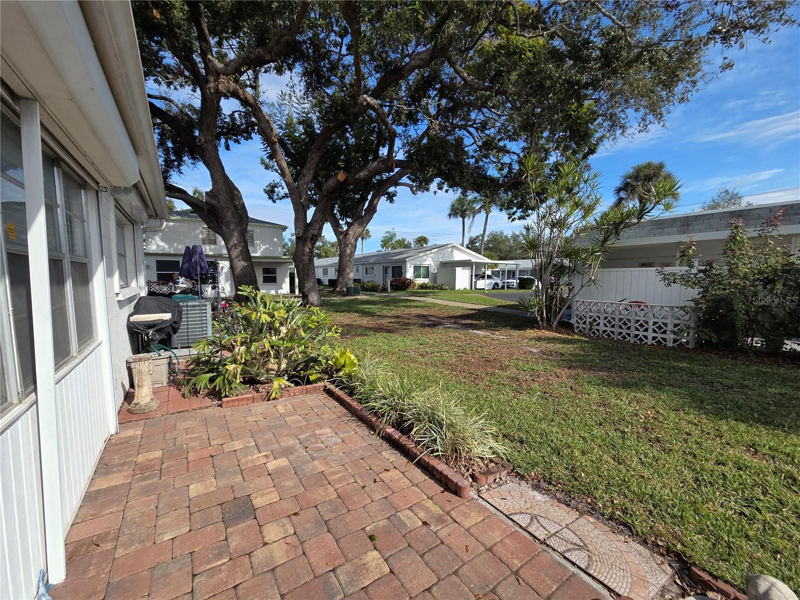 VILLAGER APTS - Residential