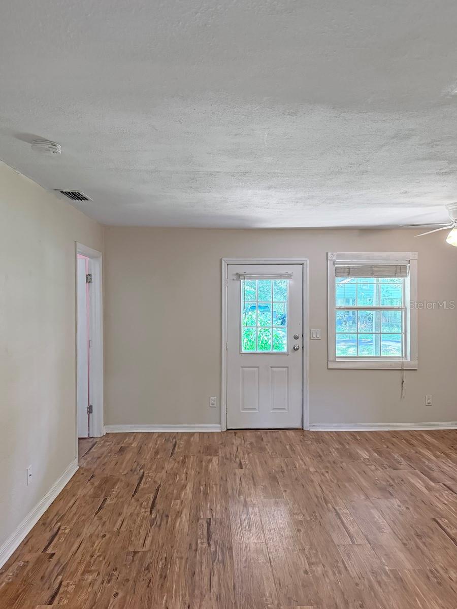 HIGHLAND OAKS - Residential