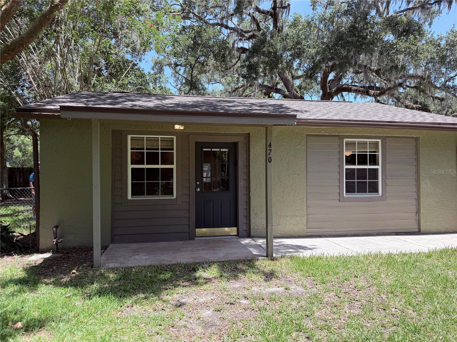HIGHLAND OAKS - Residential