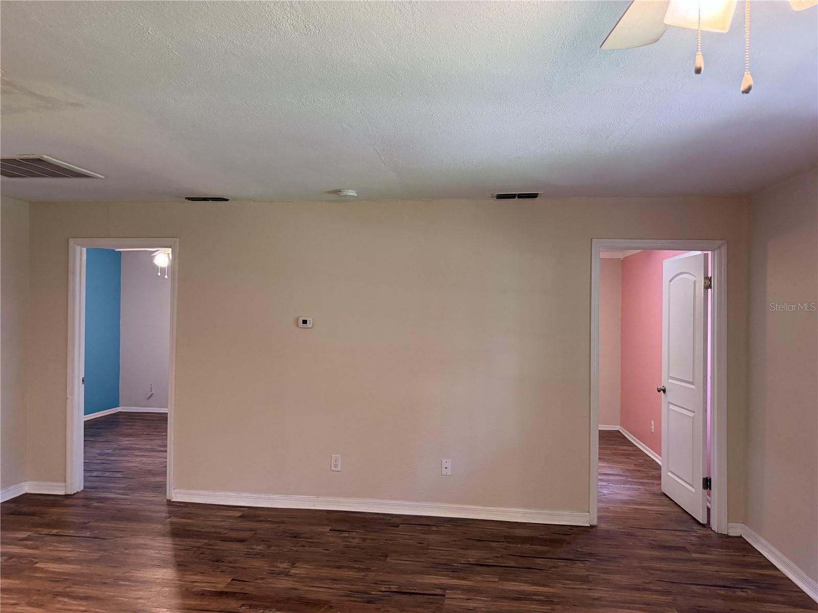 HIGHLAND OAKS - Residential