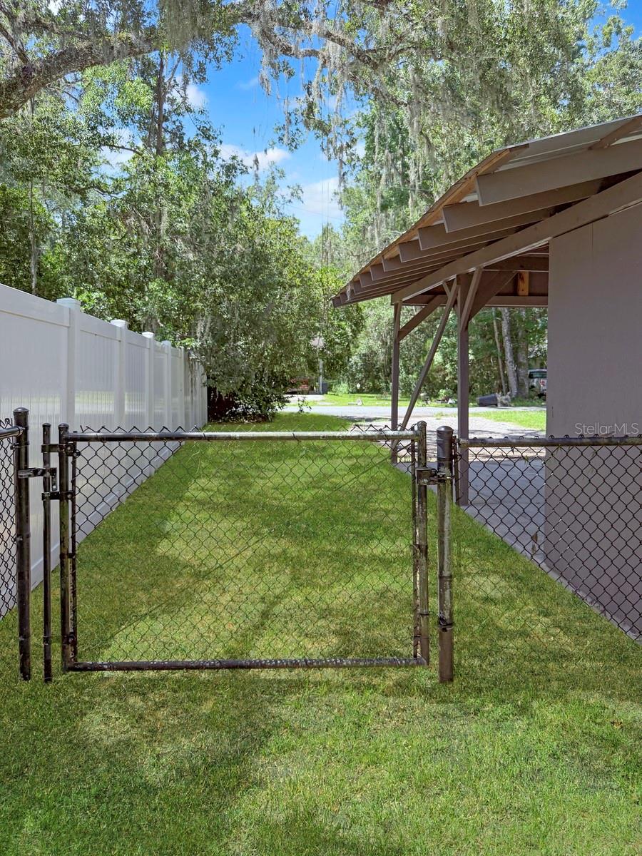 HIGHLAND OAKS - Residential