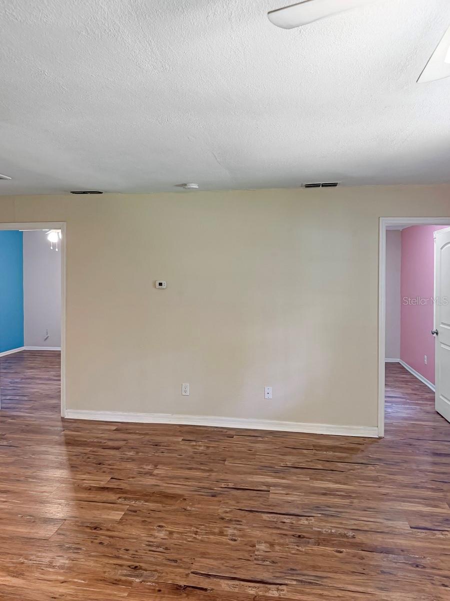 HIGHLAND OAKS - Residential