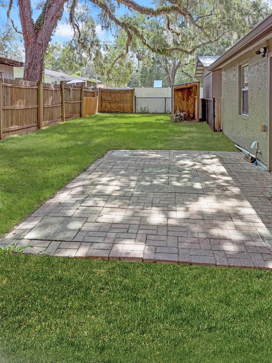 HIGHLAND OAKS - Residential