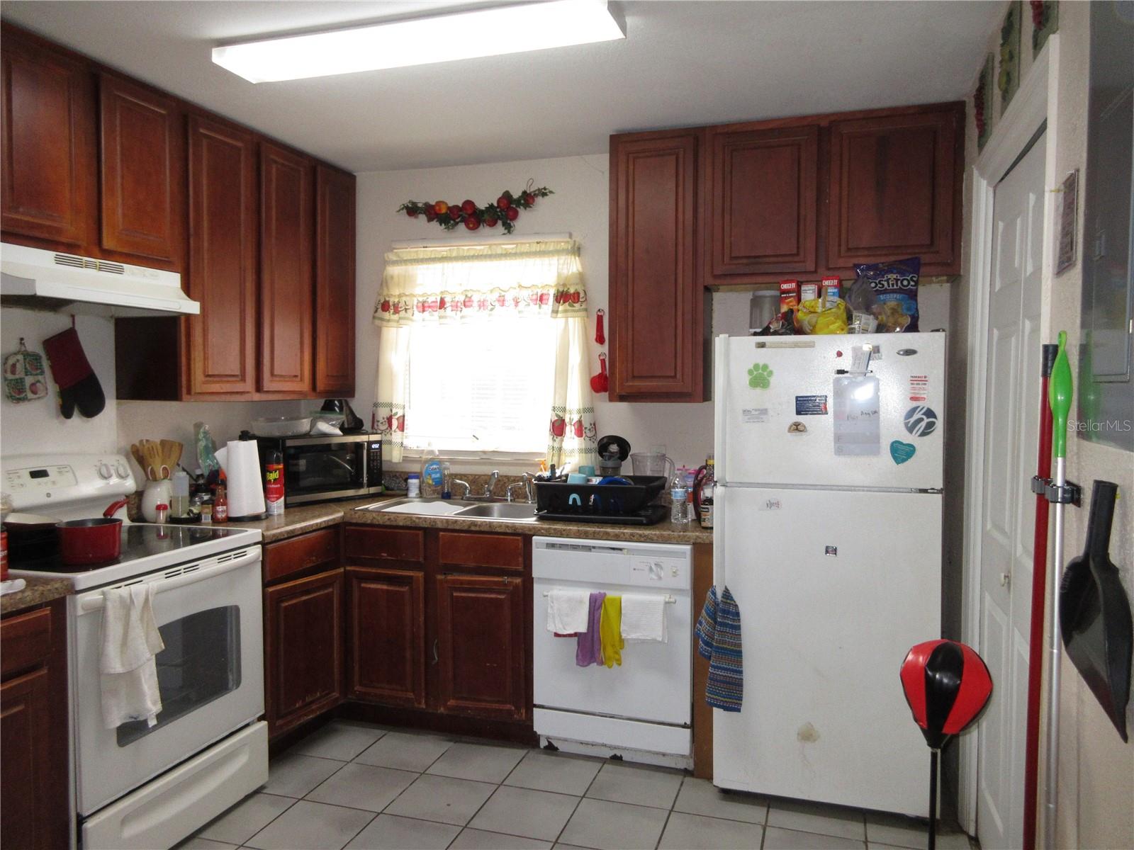 SECRET COVE HOMEOWNERS ASSOCIATION - Residential Income