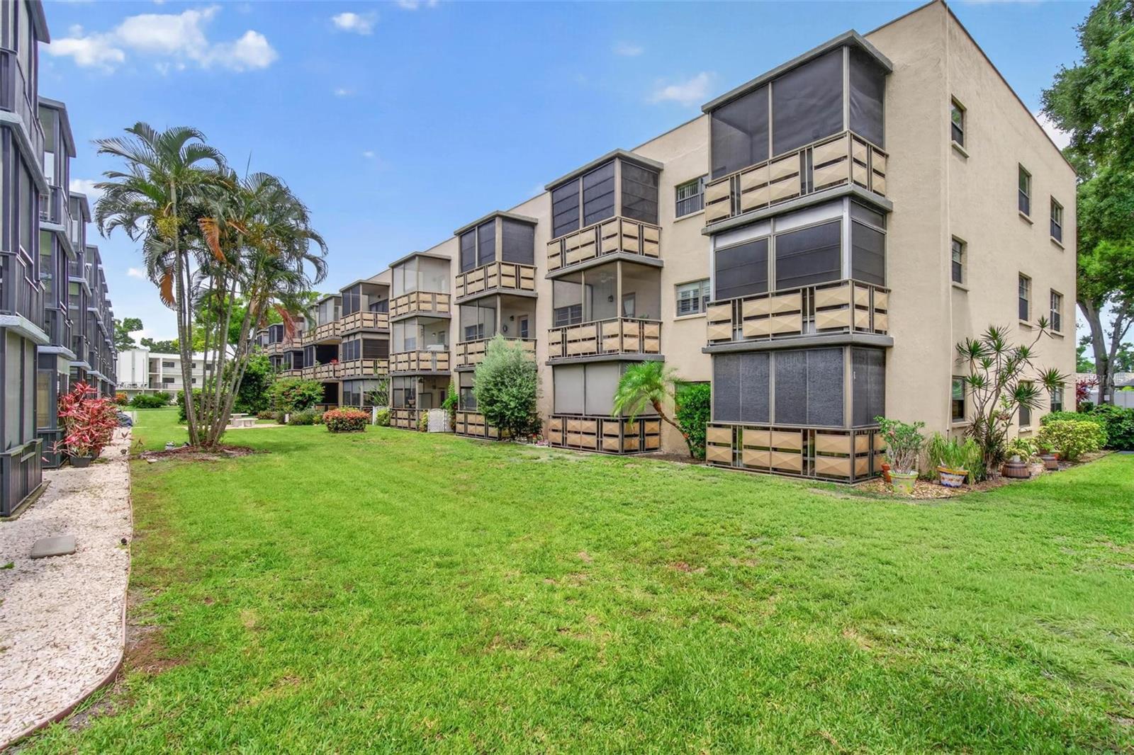 TERRACE PARK OF FIVE TOWNS - Residential