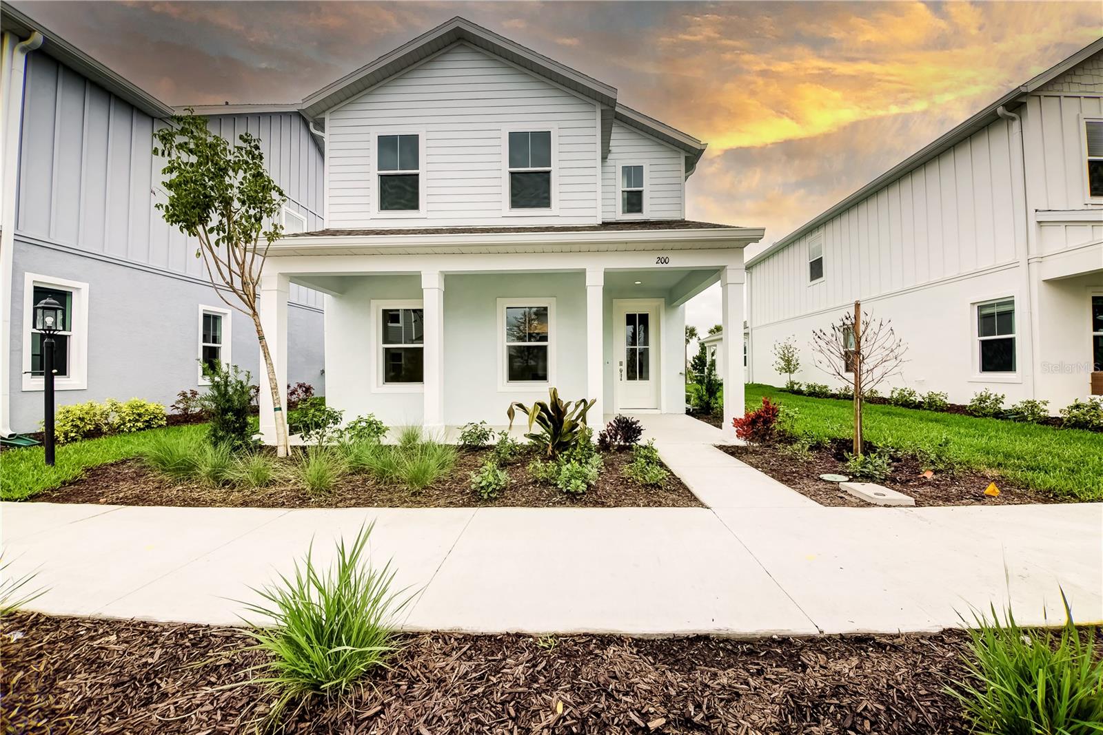 BUNGALOW WALK LAKEWOOD RANCH NEIGHBORHOOD - Residential
