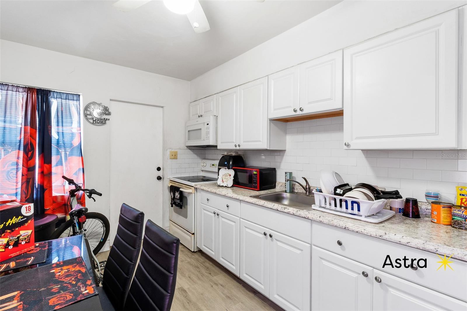 RENWICK ERLE SUB 2 - Residential Income