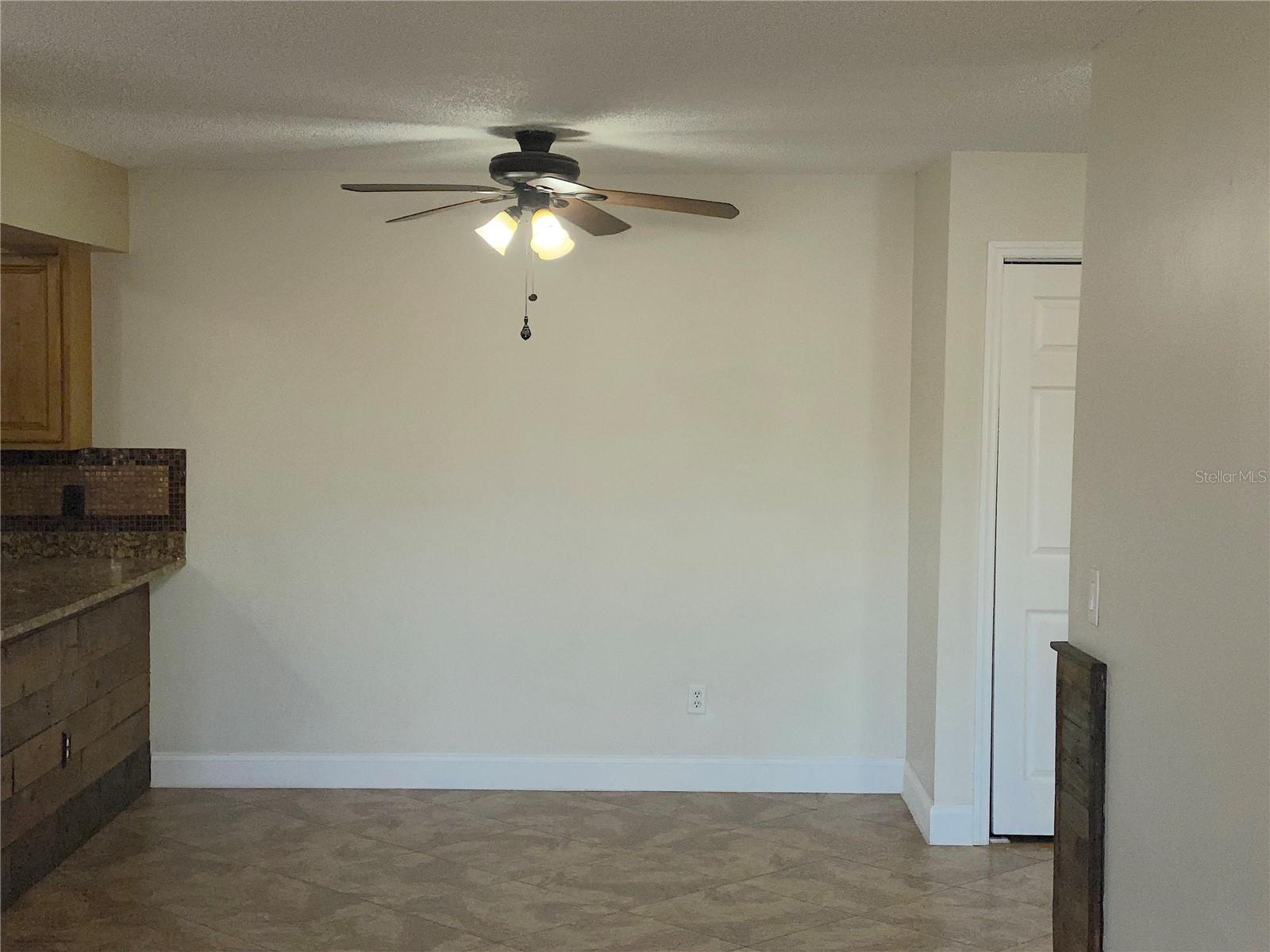 OXFORD SQUARE CONDO - Residential