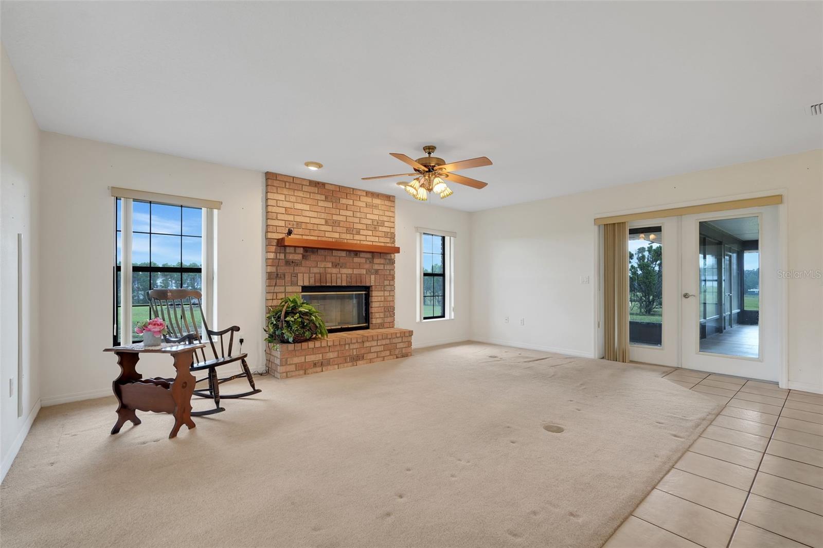 ACREAGE & UNREC - Residential