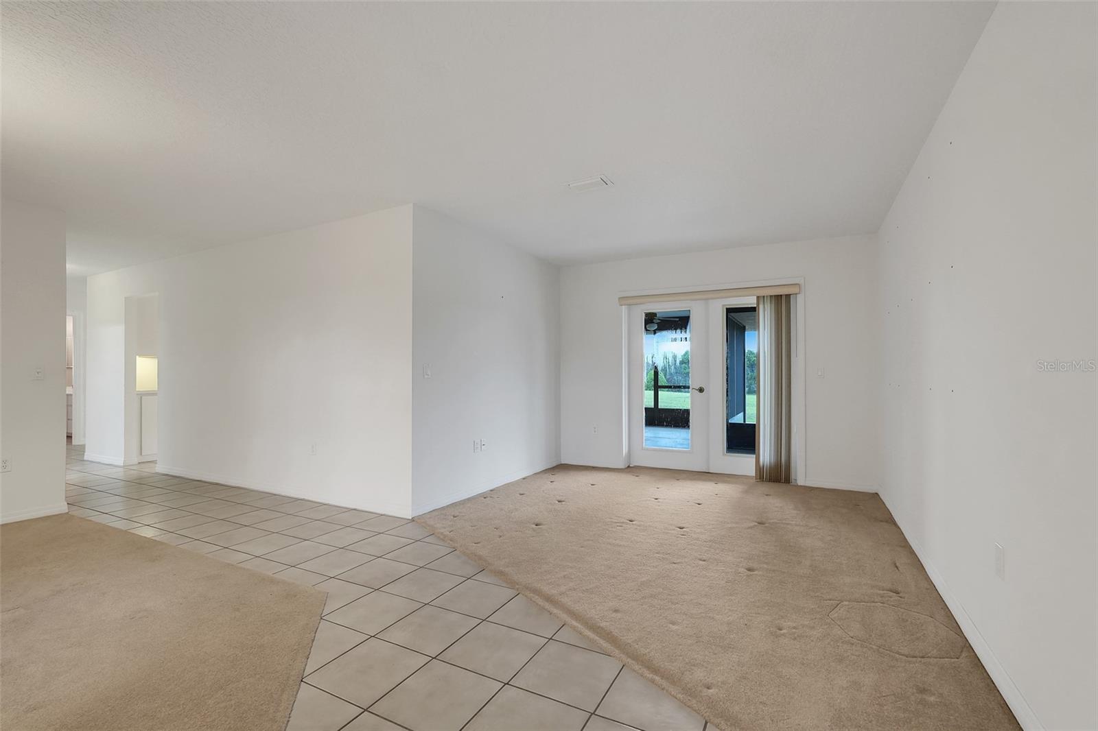 ACREAGE & UNREC - Residential
