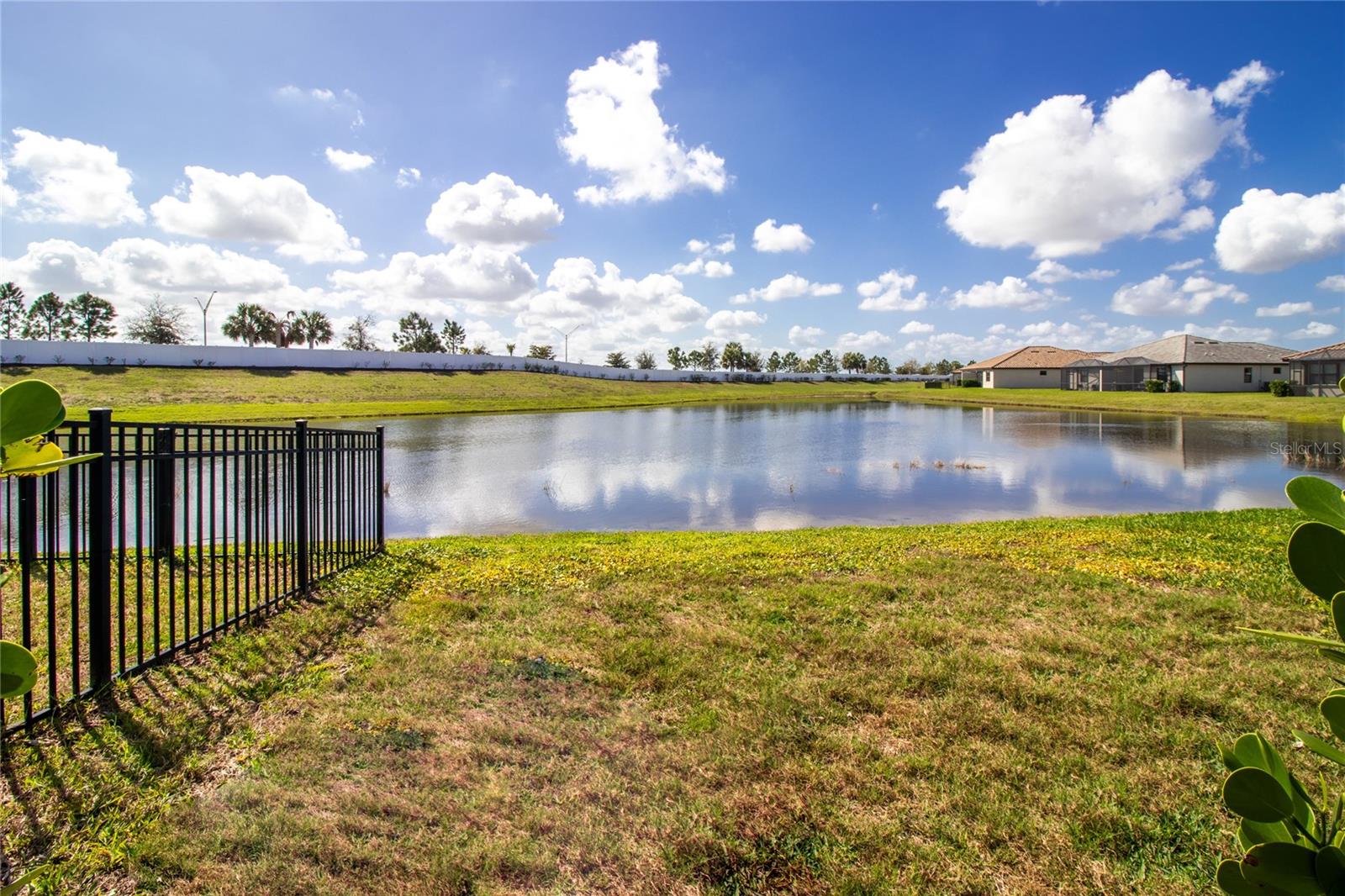 LORRAINE LAKES PH I - Residential