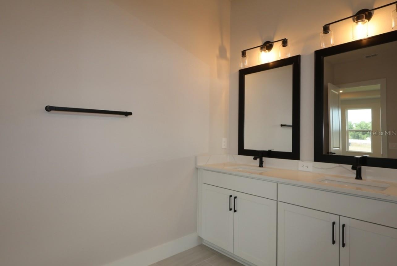 LAKEVIEW CROSSING - Residential