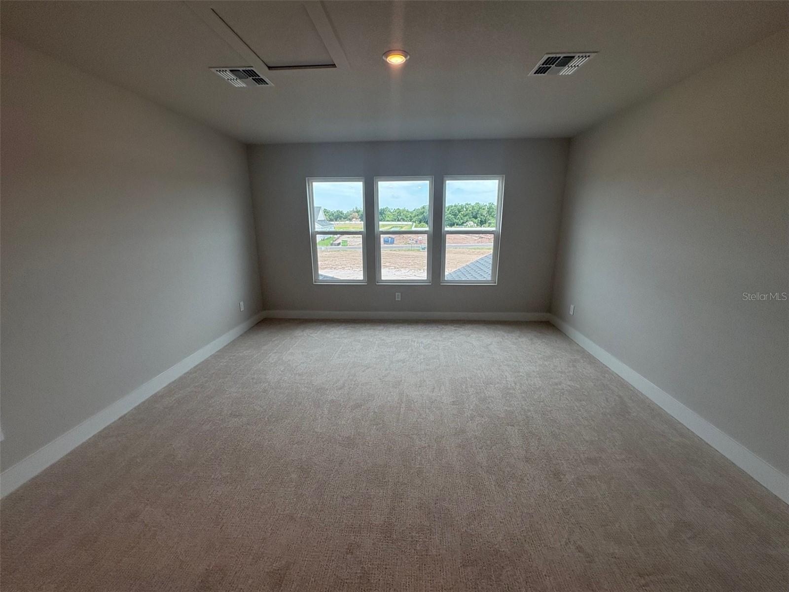 LAKEVIEW CROSSING - Residential
