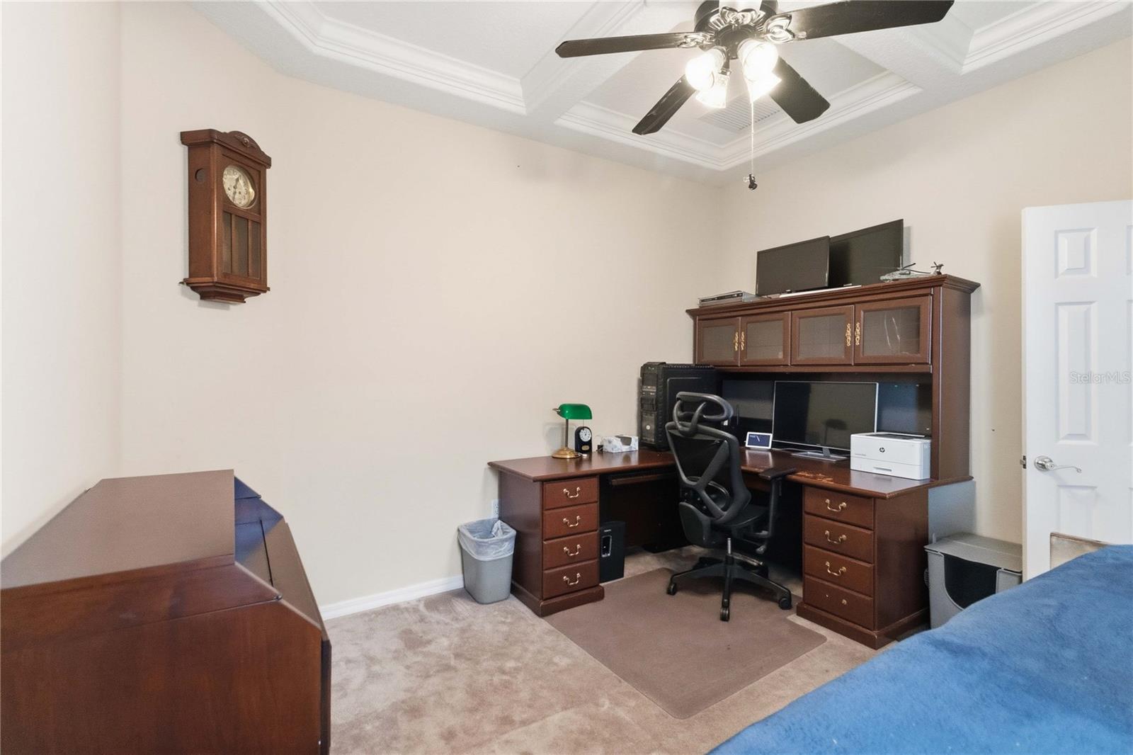 ISLAND POINTE SUB - Residential