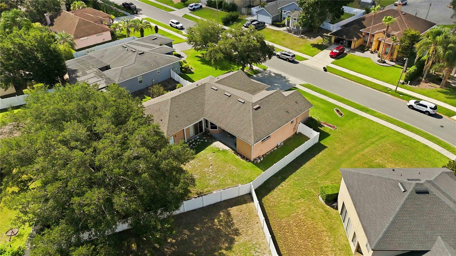 ISLAND POINTE SUB - Residential
