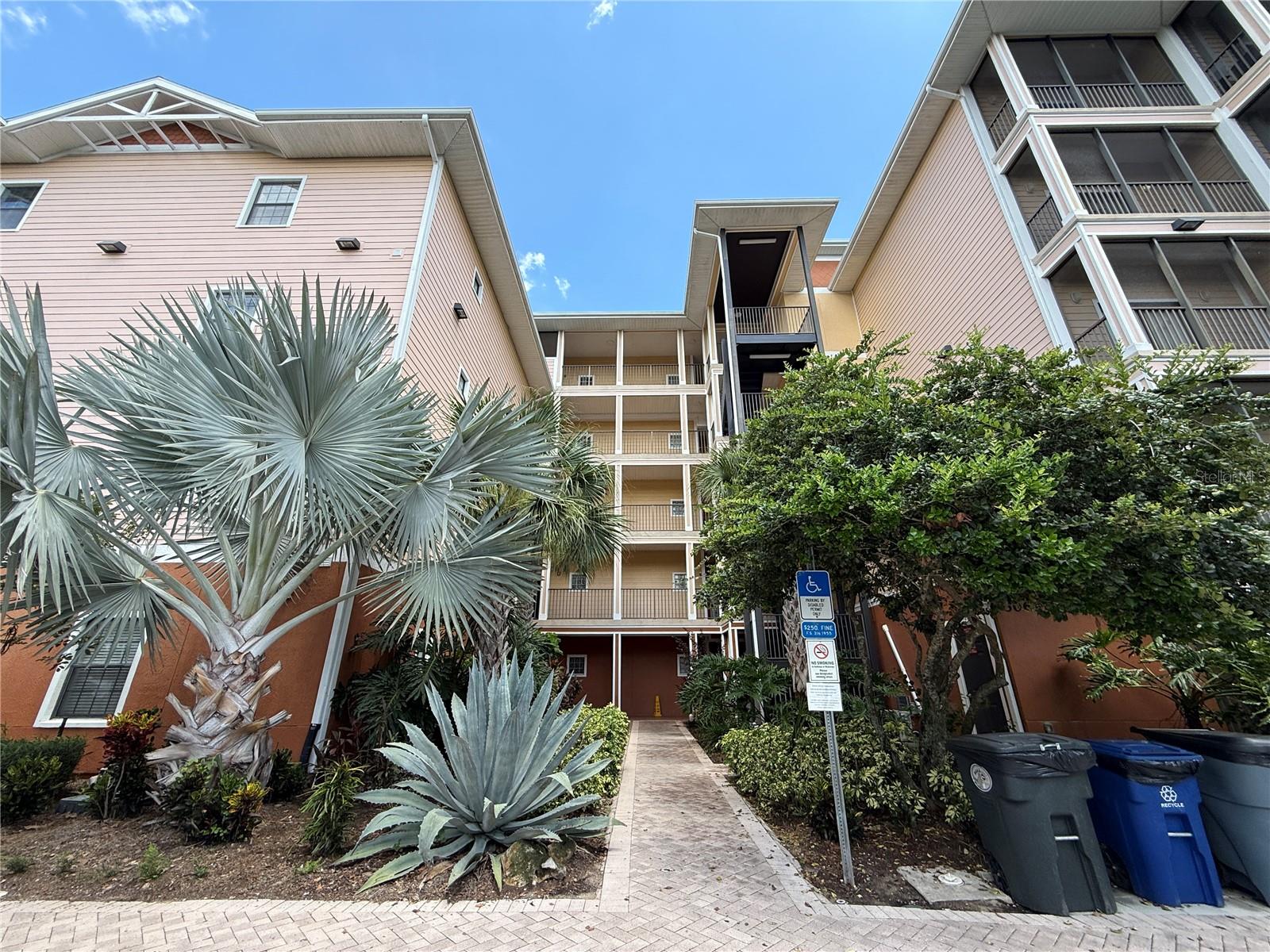 CARIBE COVE RESORT - Residential