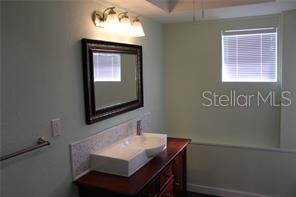 CORDOVA LAKES PH I - Residential Lease