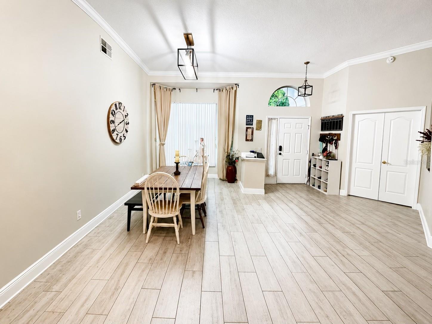 BEECHWOODS - Residential