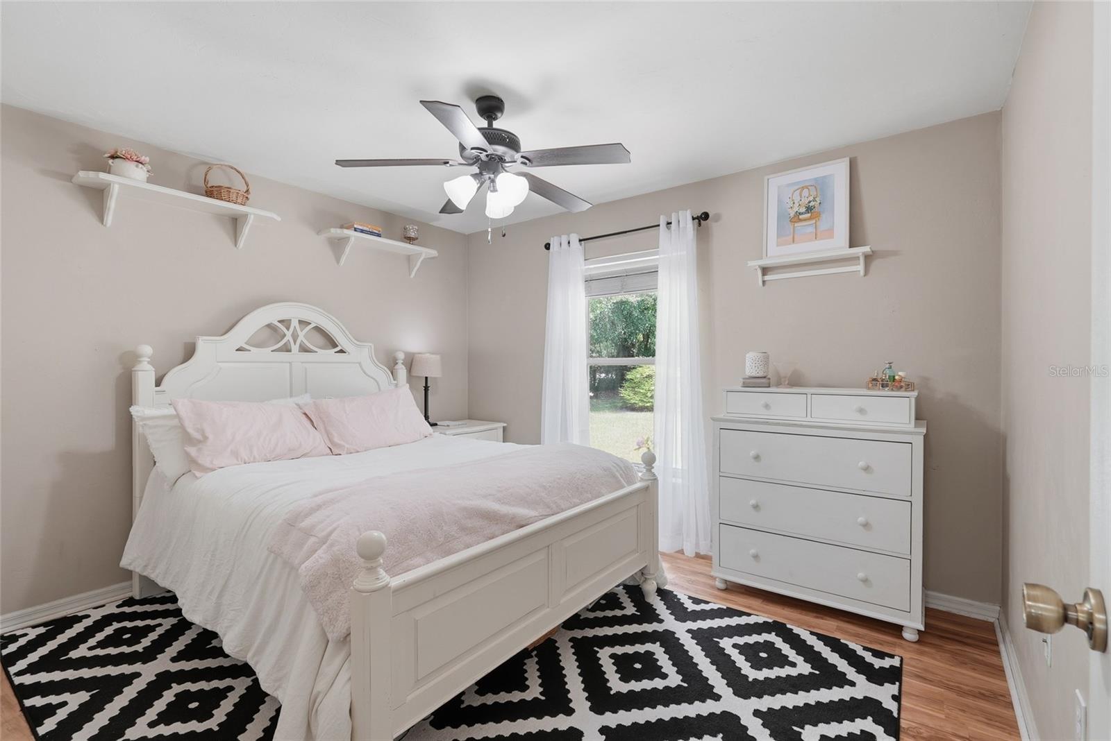 AVONDALE - Residential