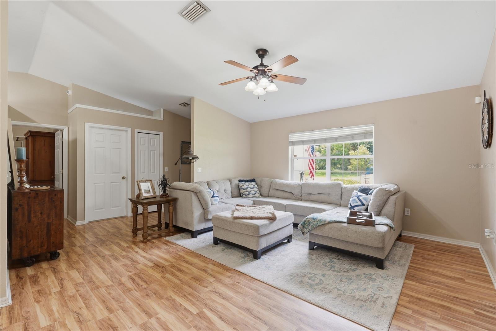 AVONDALE - Residential
