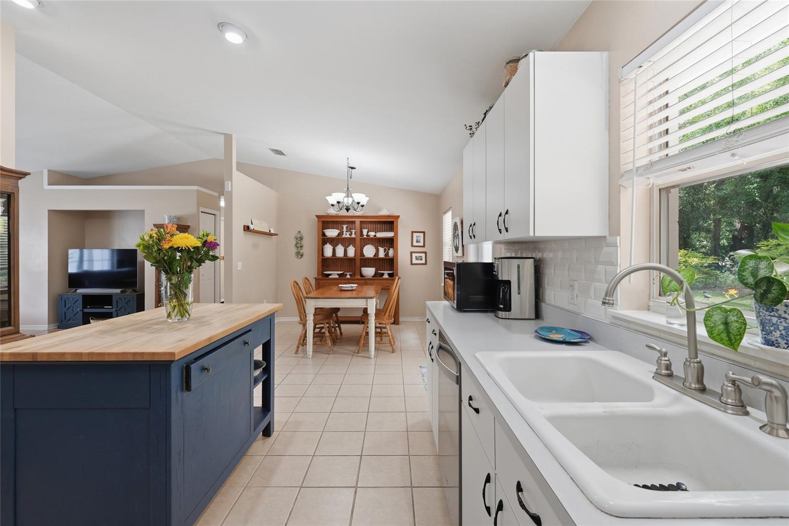 AVONDALE - Residential