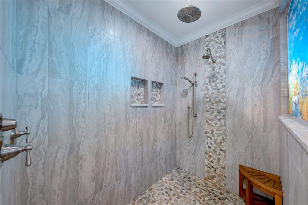 BELLEVUE ESTATES 7TH ADD - Residential