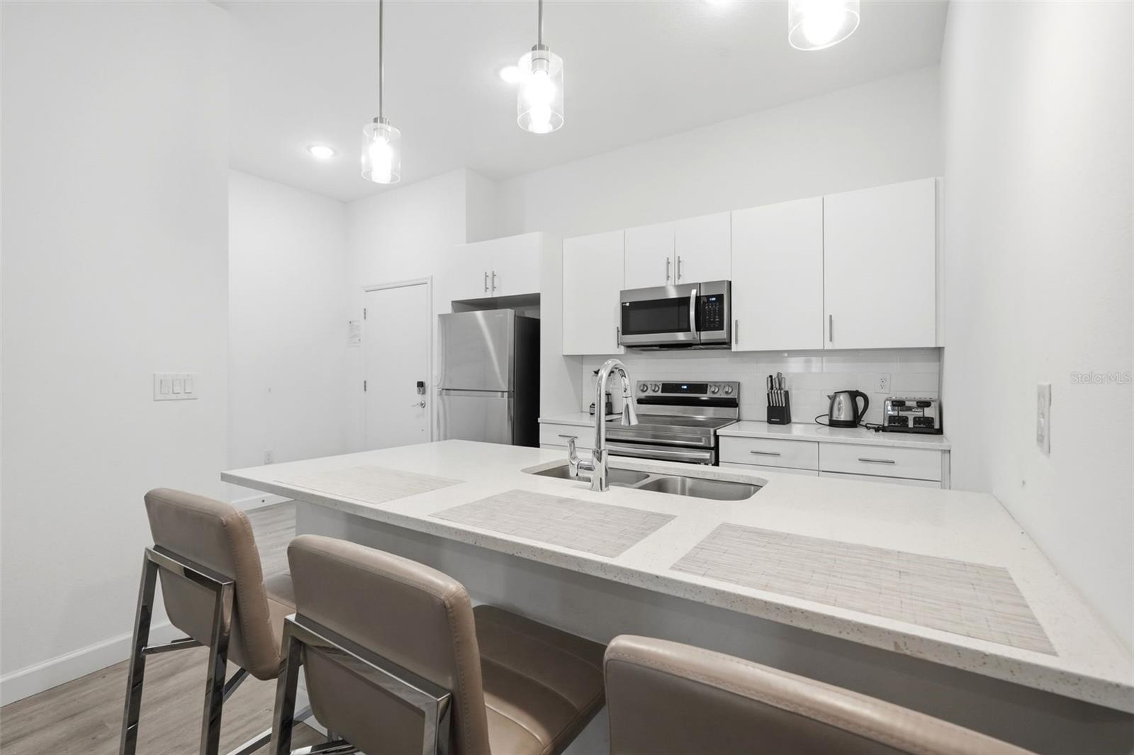 AZUR RESIDENCE - Residential