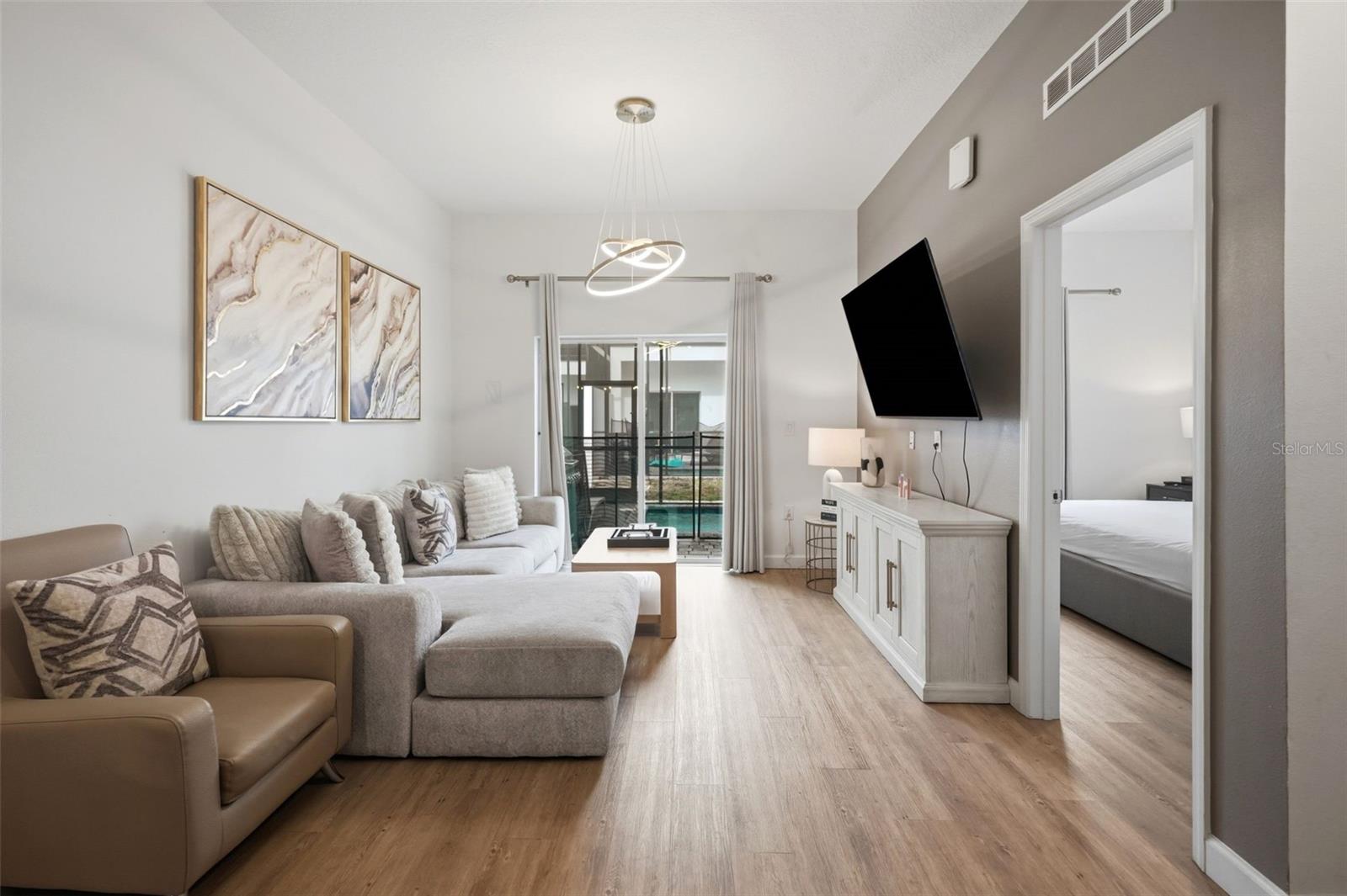 AZUR RESIDENCE - Residential