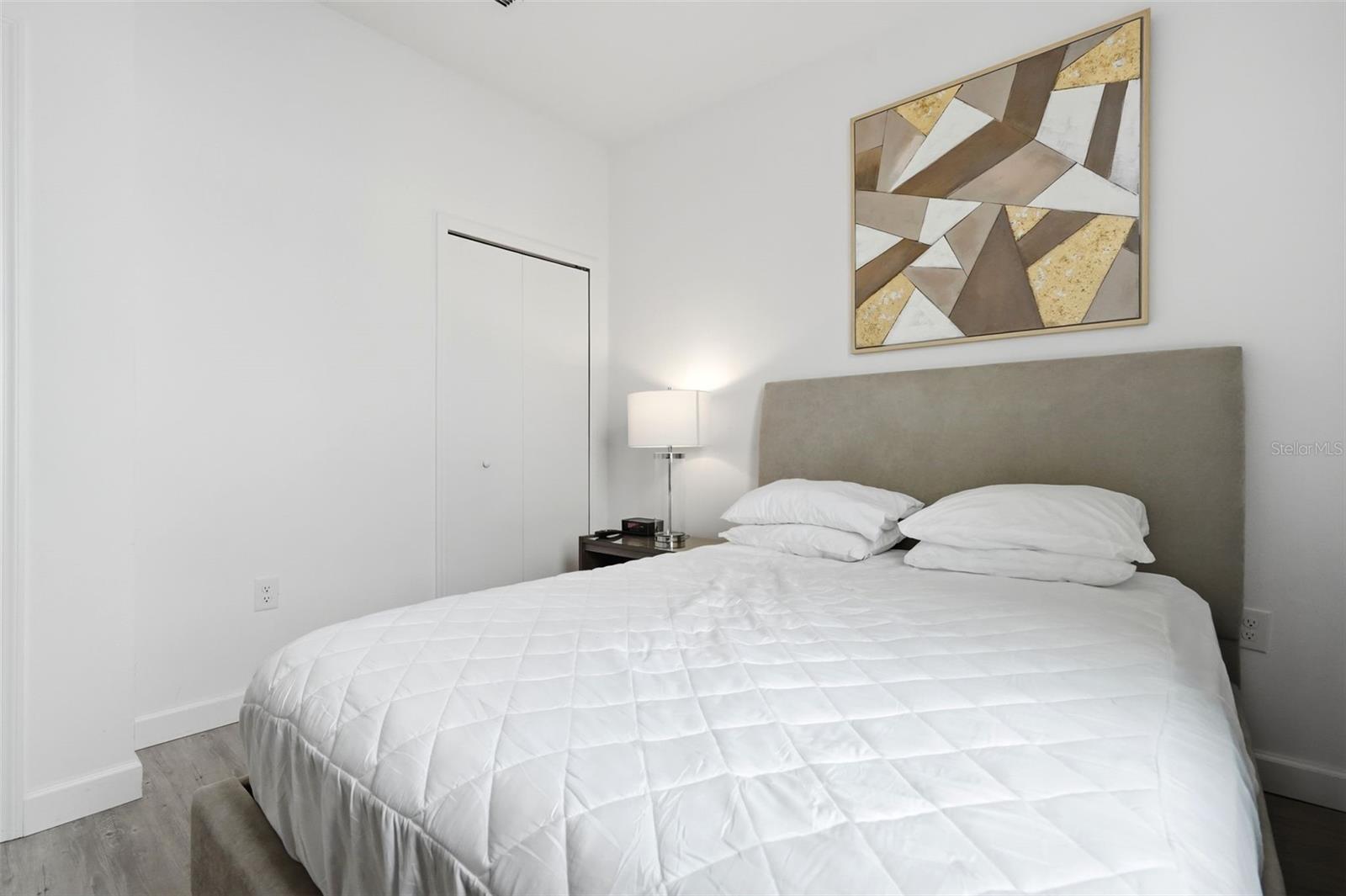 AZUR RESIDENCE - Residential