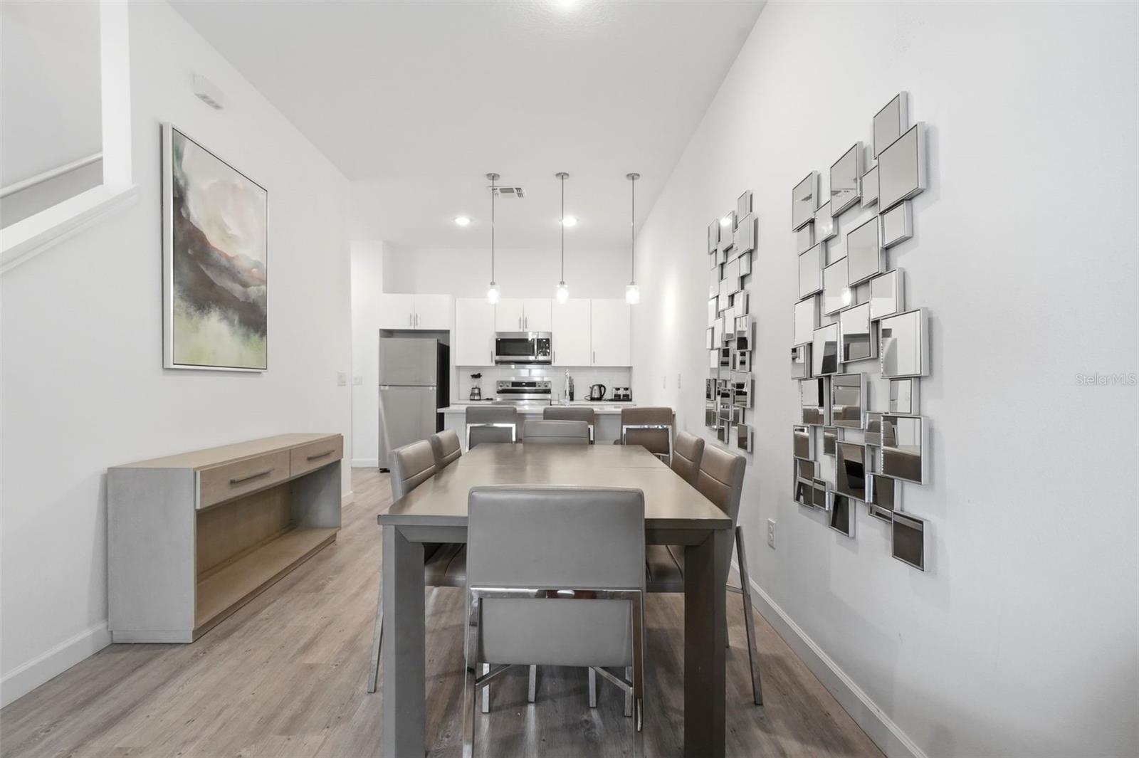 AZUR RESIDENCE - Residential