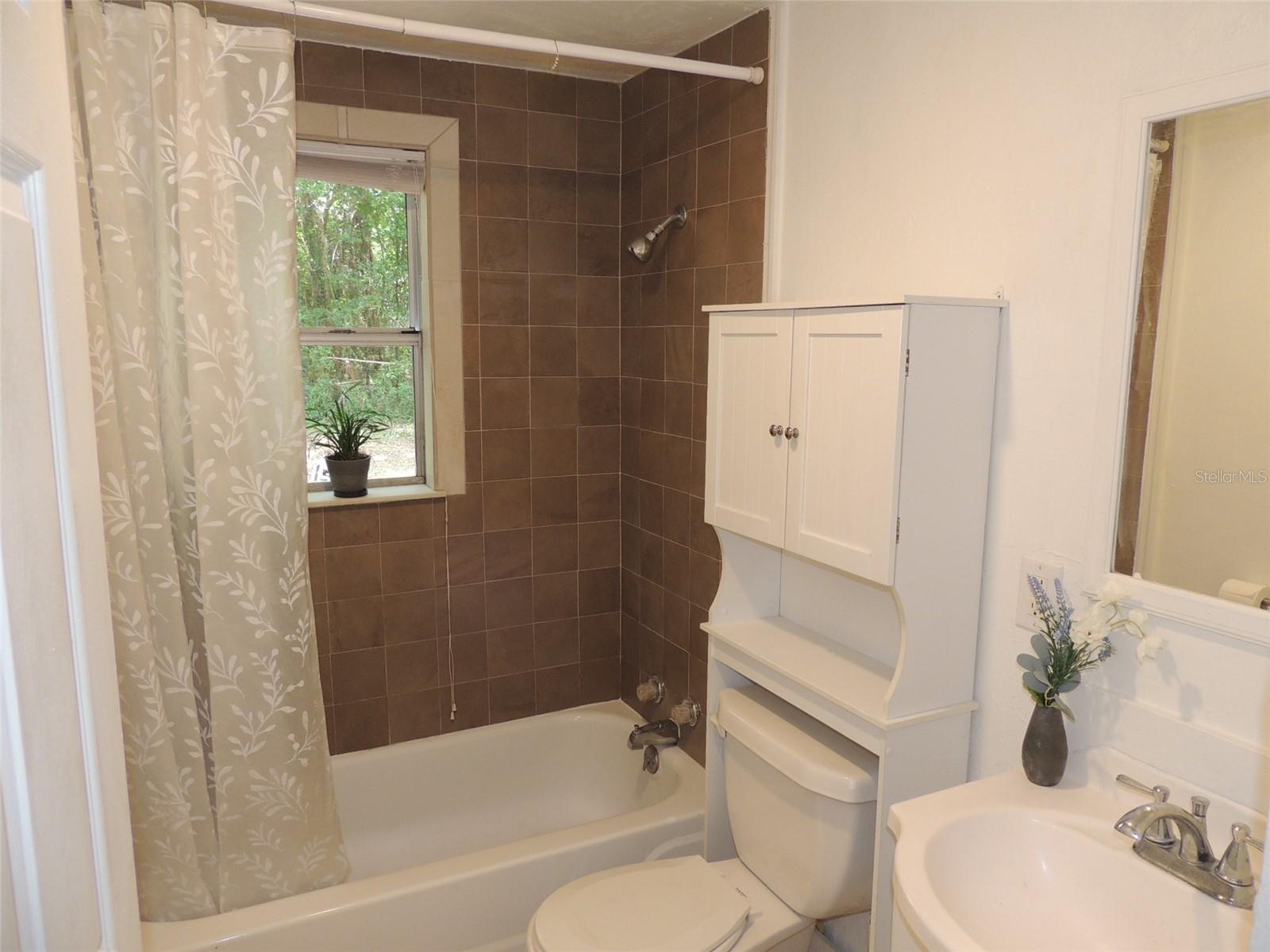 EAST WILLISTON - Residential