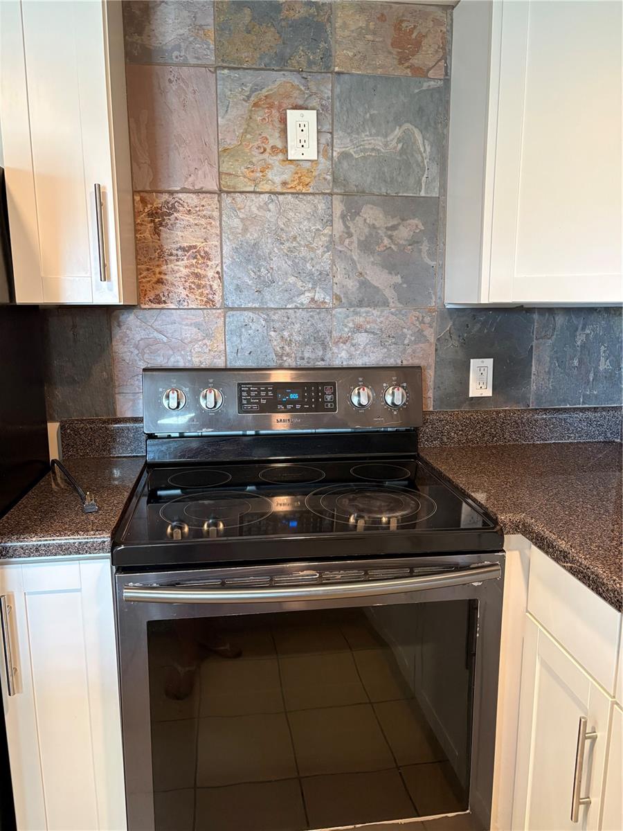 BEACH PLAZA SEC OF ST PETE BEACH - Residential Lease
