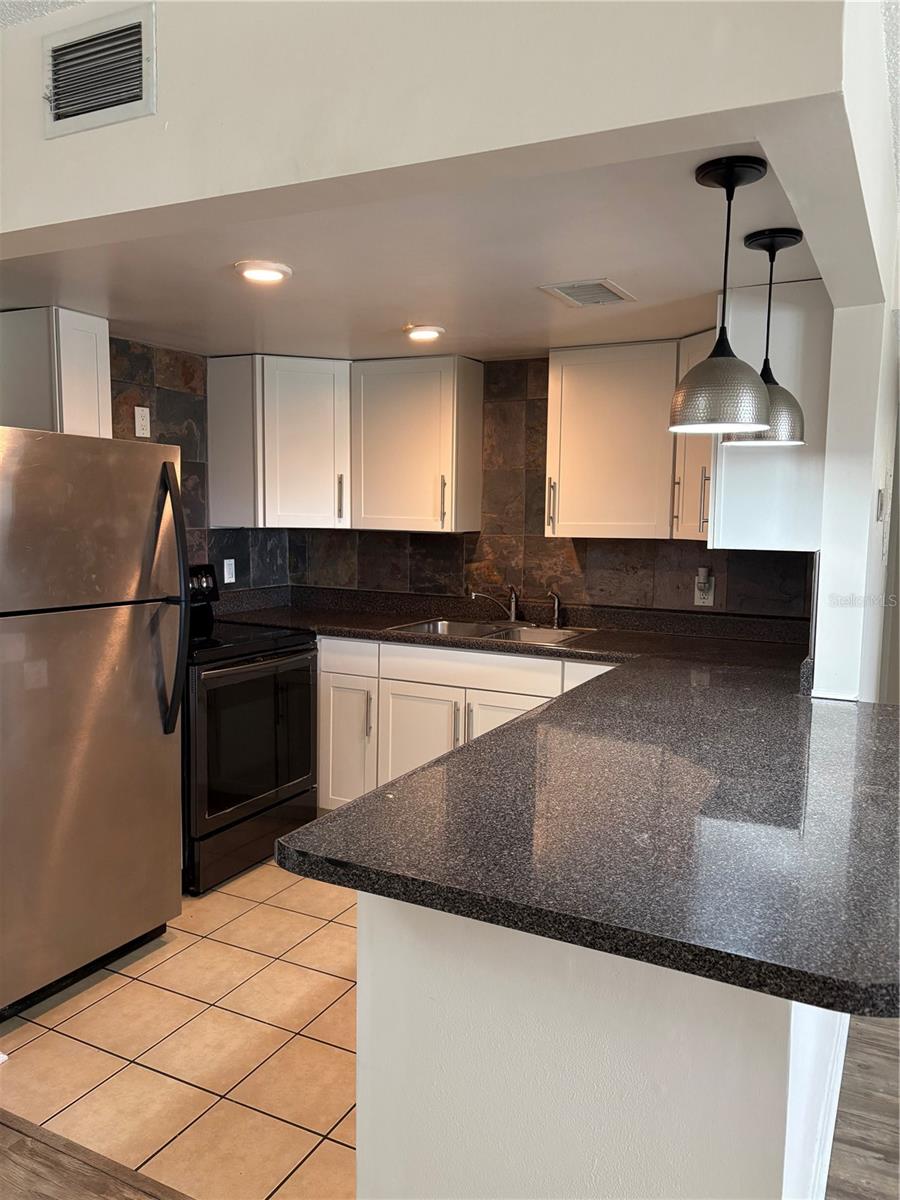 BEACH PLAZA SEC OF ST PETE BEACH - Residential Lease