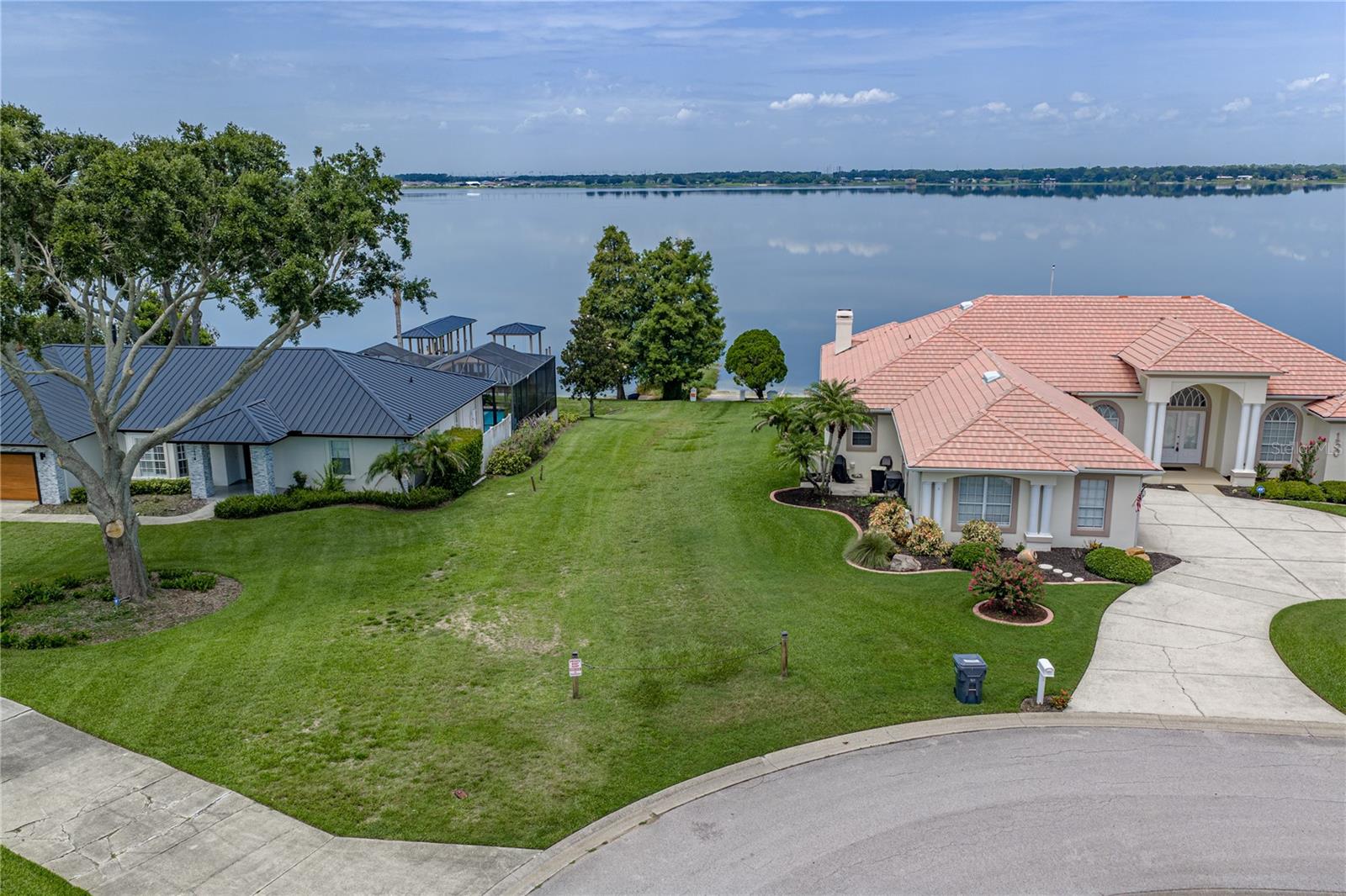 OLD NICHOLS GROVE - Residential