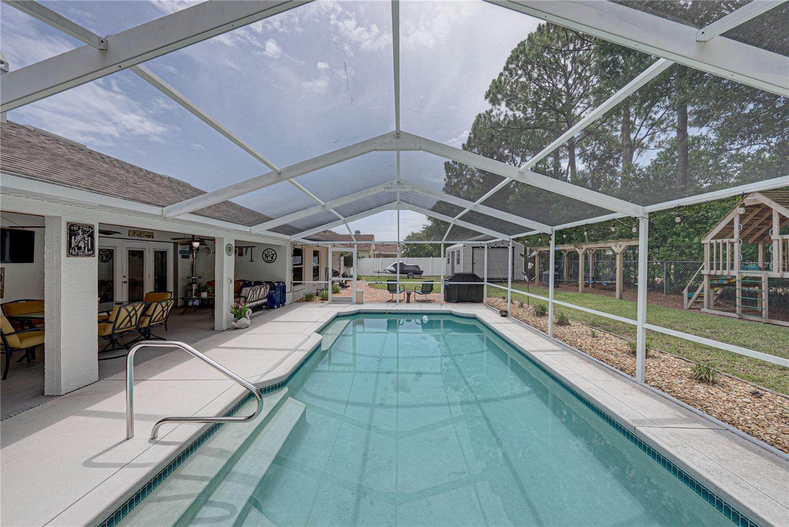 OLD NICHOLS GROVE - Residential