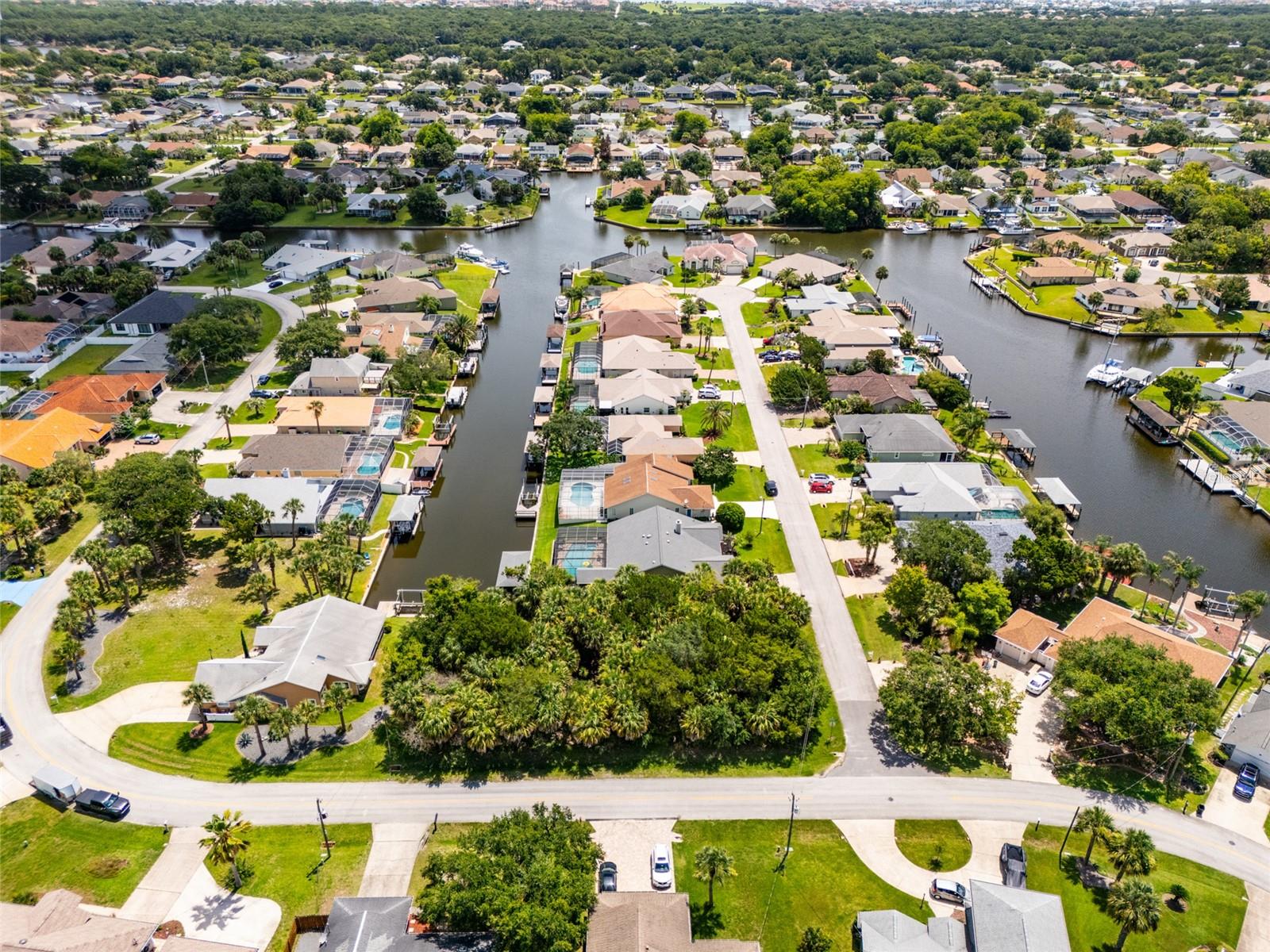 PALM HARBOR - Land
