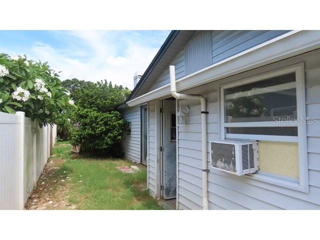PINELLAS FARMS - Residential