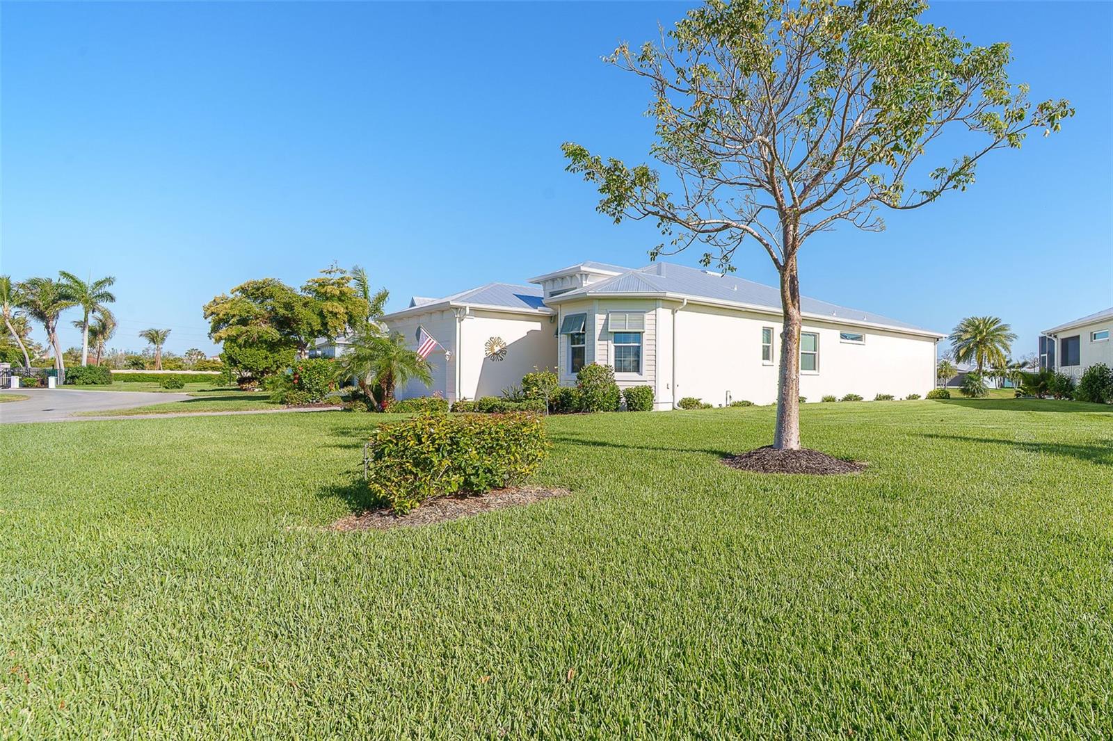 CORAL CAYE - Residential