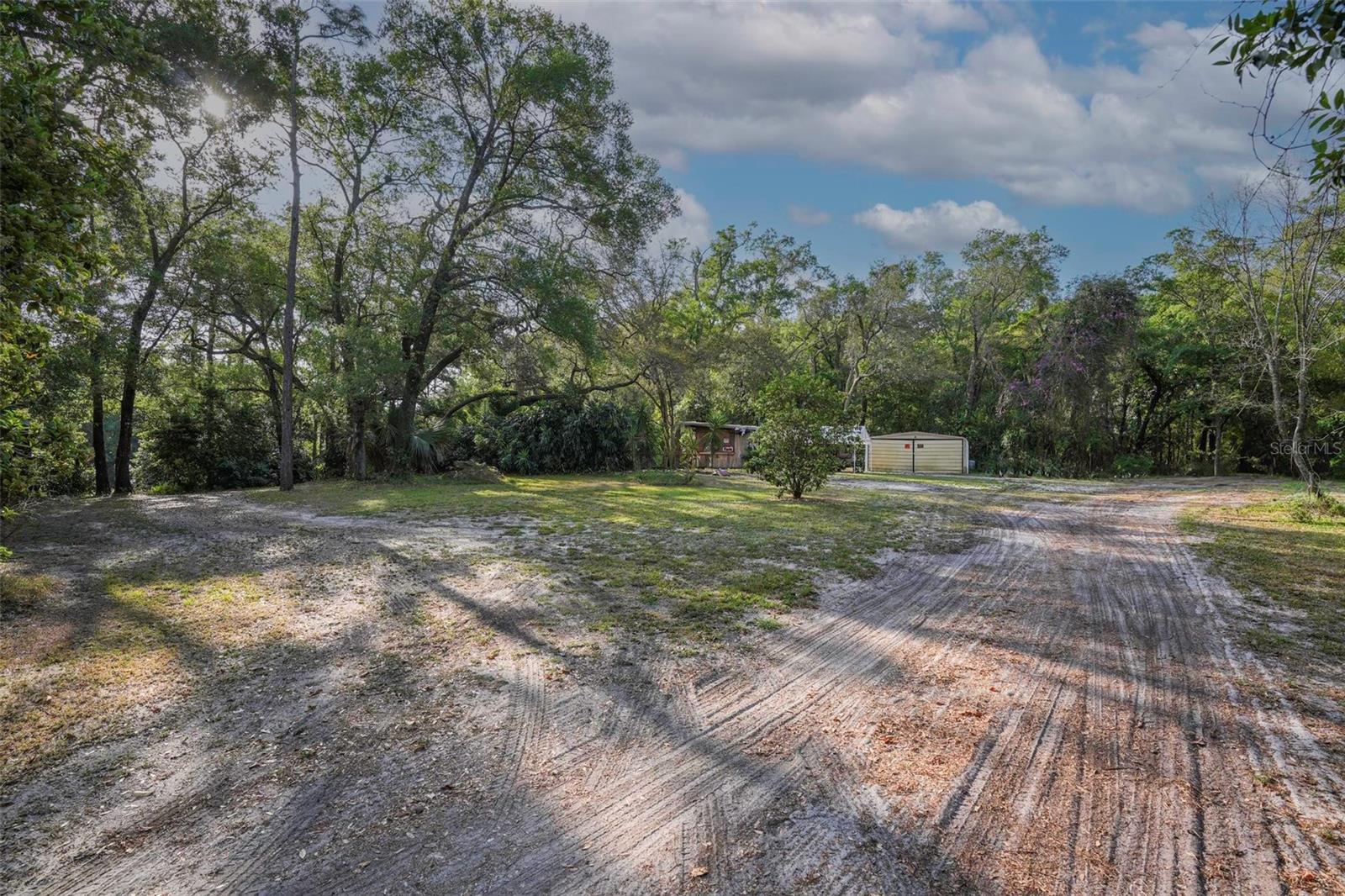 ROCK SPGS HOMESITES - Residential