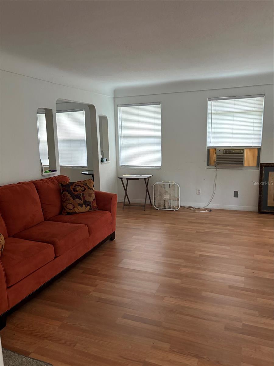SUNNYLAND PARK - Residential