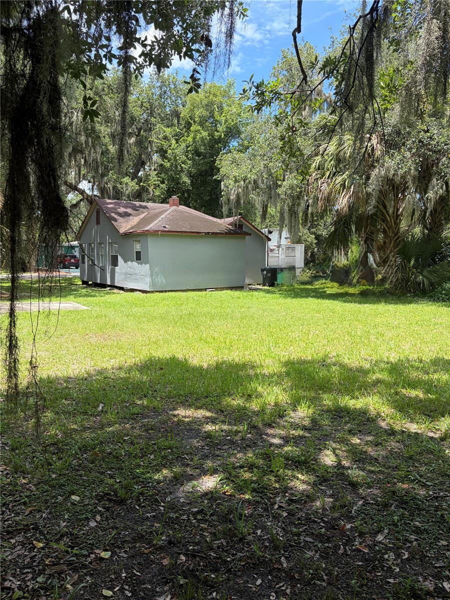 SUNNYLAND PARK - Residential