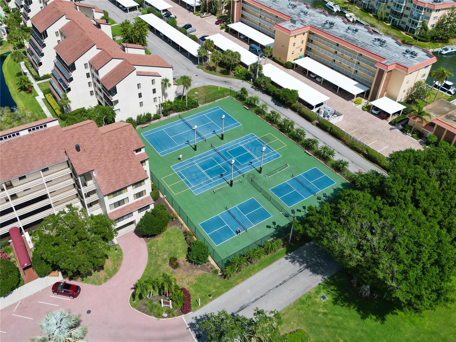 EXCELSIOR BEACH TO BAY 6 - Residential