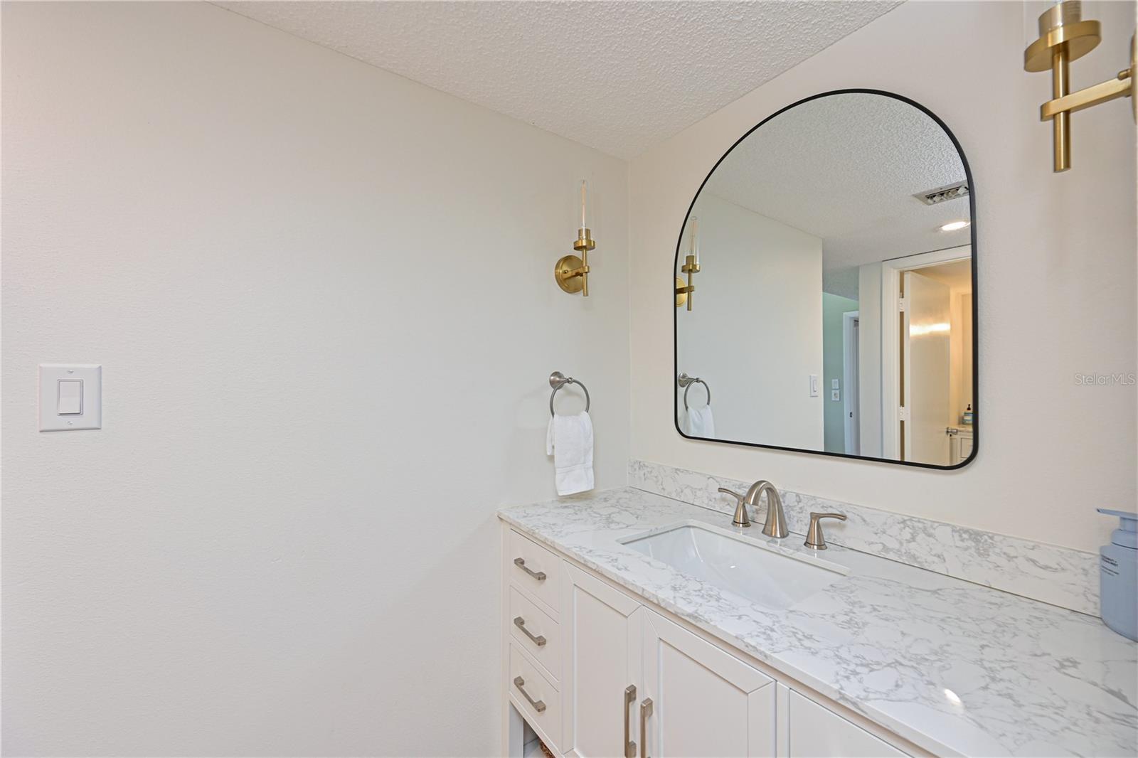 EXCELSIOR BEACH TO BAY 6 - Residential