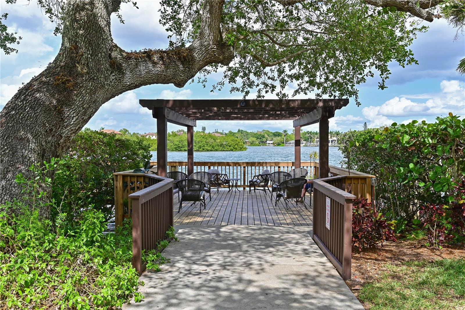 EXCELSIOR BEACH TO BAY 6 - Residential