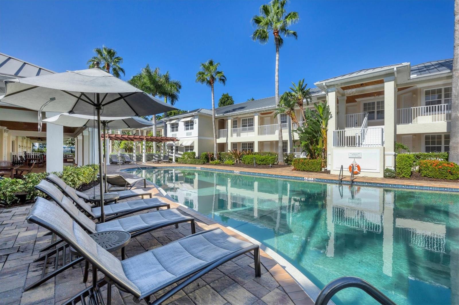 ACADEMY RESORT LODGE - Residential
